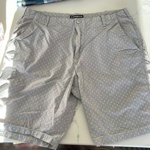 Mens shorts - Express dress shorts - size 33